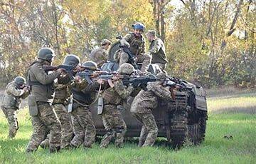 Украинская армия прорывается к Кременной и Сватово: актуальные карты боев