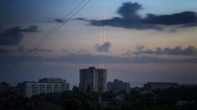 В Белгороде предположительно обломки ракеты упали на многоэтажный дом