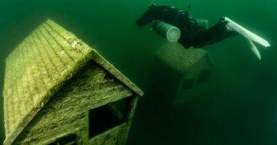 На дне "самого чистого" озера в Германии обнаружилась подводная деревня (фото)