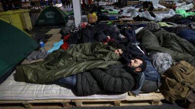 Amnesty International обвинила Латвию в жестоком обращении с беженцами