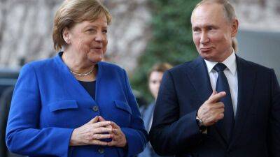 Очередное скандальное заявление Меркель: теперь не жалеет о сотрудничестве с Россией и покупке газа