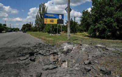 Окупанти вночі обстріляли Дніпропетровську область з дронів та "Градів": фото наслідків