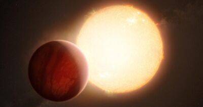 Астрономы шокированы. Обнаружены необычные "фейерверки" на двух огромных планетах