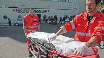 Италия: врачи массово бегут из скорой помощи