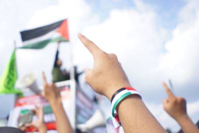 Махмуд Аббас - Исмаил Хания - ФАТХ и ХАМАС подписали очередное соглашение о примирении и проведении выборов в ПА - news.israelinfo.co.il - Палестина - Астана - Алжир