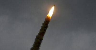 Россияне попали ракетами в энергообъект в Киевской области: возможны аварийные отключения