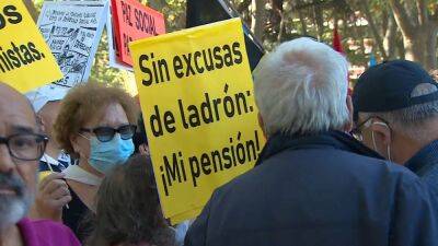 Испанцы требуют повышения зарплат и пенсий