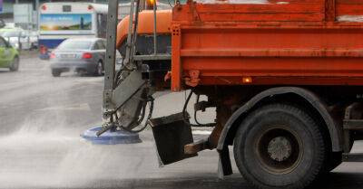 В Латвии к уборке дорог зимой готовы 628 единиц различной техники
