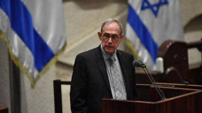 Израильский министр призвал поставлять Украине оружие в ответ на передачу Ираном ракет России