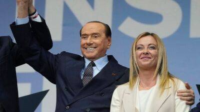 Громкая победа Мелони на выборах в Италии в прошлом месяце не устраивает Сильвио Берлускони: детали