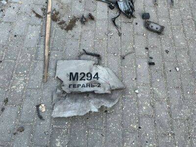 Кличко показал обломки дрона-камикадзе, которым россияне утром атаковали Киев