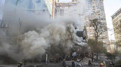 Удар по жилому дому в Киеве: под завалами есть люди