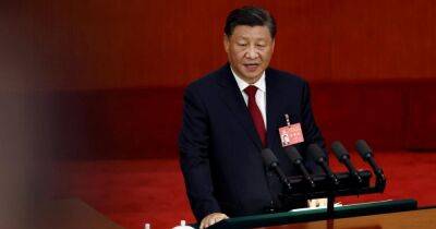 Модернизация экономики и армии: Си Цзиньпин выступил на ХХ съезде КПК