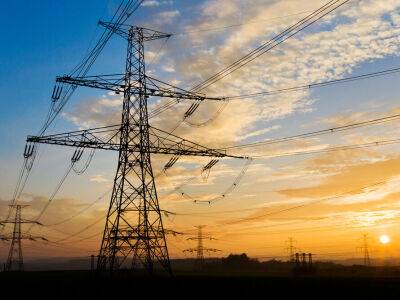 Зеленский призвал украинцев экономить электроэнергию с 17.00 до 23.00