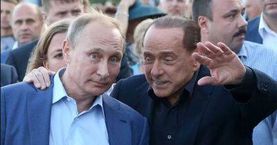 Берлускони похвастался, как с помощью водки "помирился" с Путиным, — LaPresse