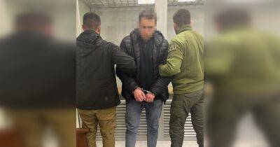 СБУ под Киевом задержала члена теробороны, обвиняемого в коллаборационизме (фото, видео)