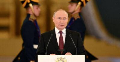 Путин ввел военное положение на аннексированных территориях Украины и режим готовности на территории РФ