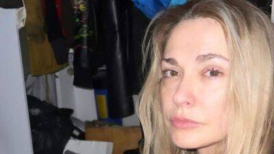 Ольга Сумская показала, как сидела на полу гардеробной во время тревоги: фото звезды с укрытия
