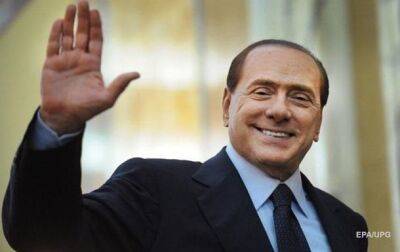 Берлускони заявил, что возобновил связь с Путиным - СМИ