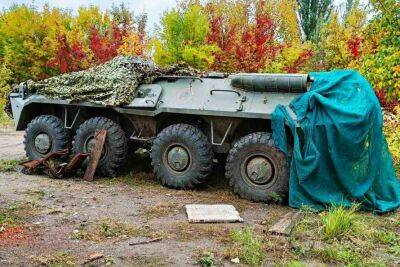 Силовики виявили схрон з російською технікою на Чернігівщині