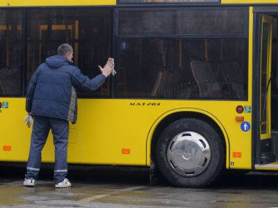 В Киеве 20 октября вместо большинства троллейбусов будут ездить автобусы – Кличко