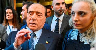 ЗМІ: Берлусконі заявив соратникам, що Зеленський винен у війні в Україні