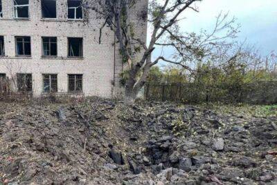 "Эти изверги будут наказаны": оккупанты ударили ракетами по школе в Запорожье, кадры