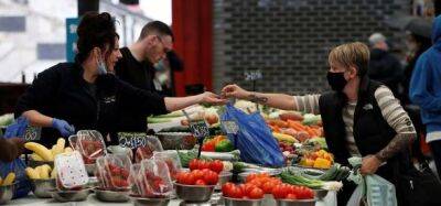 Рекордному количеству семей с низким доходом в Великобритании грозит голод
