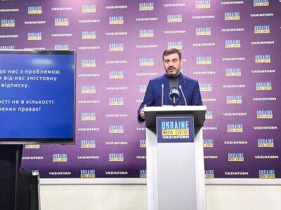 Украина работает над открытием гуманитарного коридора из оккупированных территорий – омбудсмен