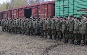 Вместе с российскими военными в Беларусь завозят боеприпасы