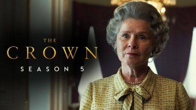 «В Королевской семье настоящий кризис»: трейлер пятого сезона сериала «Корона» / The Crow с Имельдой Стонтон и Элизабет Дебики