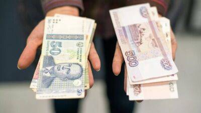 Банки заявили о скачке денежных переводов из России в Таджикистан