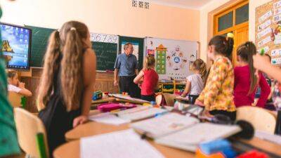 В школах Кировоградской области меняют график осенних каникул