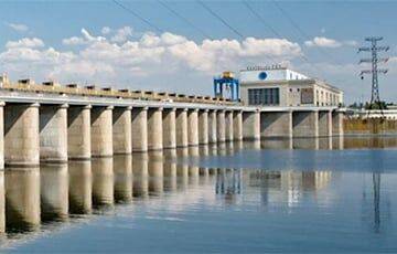 ГУР: Россияне минируют шлюзы и опоры Каховской ГЭС