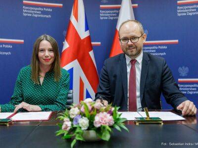 Поддержка Украины. Великобритания выделит Польше 10 млн фунтов стерлингов для украинских беженцев
