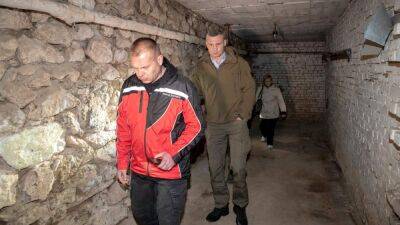 Киевские чиновники, которые до сих пор не обустроили укрытие, будут нести ответственность, – Кличко