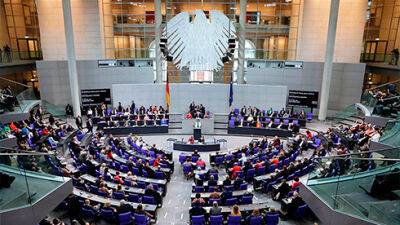 Бундестаг схвалив «захисний щит» для економіки на 200 млрд євро на тлі високих цін на енергоносії