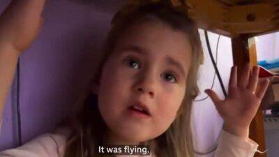 "Не хочу, чтобы меня бомбили": в сети показали щемящее видео с маленькой украинкой из Херсона