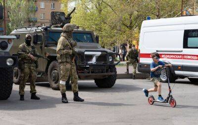 Стали заручниками терористів. Росіяни не повертають дітей з "відпочинку" в РФ до Енергодара
