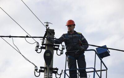 У Хмельницькій області відновили електропостачання після ворожого обстрілу