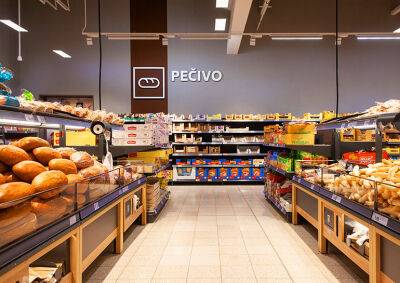 Супермаркеты по всей Чехии не будут работать 28 октября