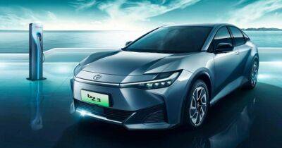 Новый электрокар Toyota станет "зеленой" альтернативой Camry (фото)