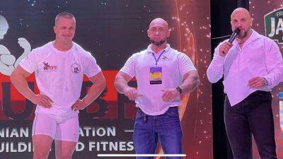 Украинец Никун установил мировой рекорд в приседании со штангой