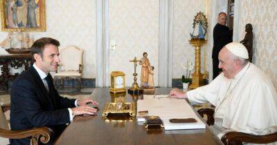 Макрон попросил Папу Римского позвонить Путину для установления мира в Украине, – СМИ