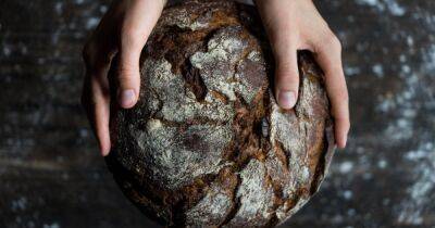 Из-за войны и инфляции: в Украине из магазинов может исчезнуть один из видов хлеба