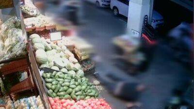 Видео: преступник выстрелил в спину владельцу магазина в центре Бат-Яма