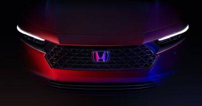 Новую Honda Accord 2023 показали на первых официальных фото