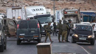 Теракт в Самарии: израильтянин заехал в палестинскую деревню, террорист ударил его ножом
