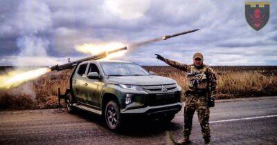 Украинские мастера превратили пикап Mitsubishi в носителя РСЗО "Град" (видео)