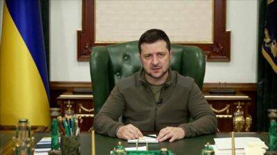 Зеленский подписал закон, позволяющий национализировать системный банк за 1 гривну